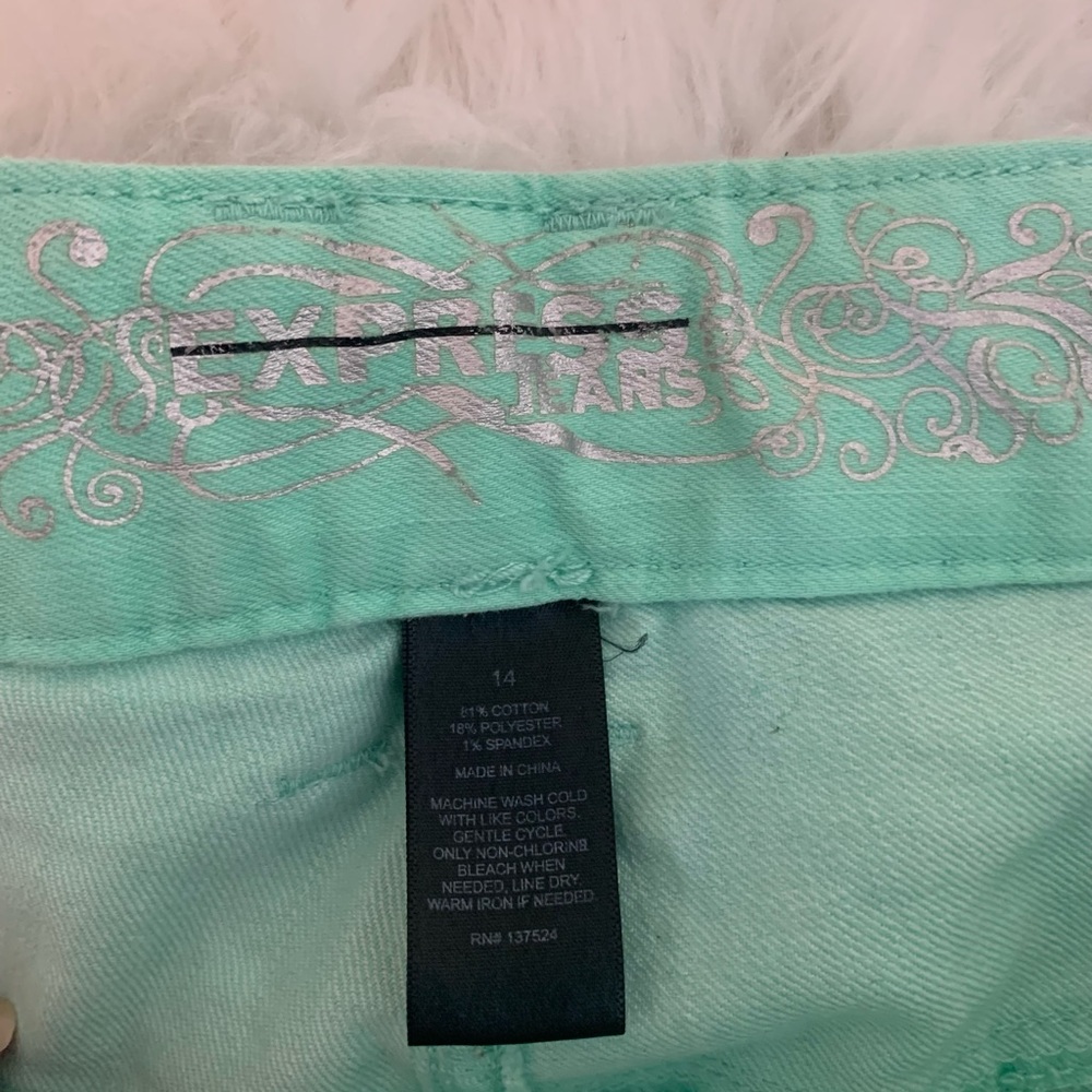 Express Womens Sz 14 Cuffed Mint Green Jean Shorts - Picture 2 of 11